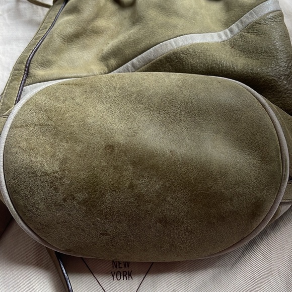 BURGUNDY ASSEMBLAGE Calfskin bucket bag - Picture 7 of 10